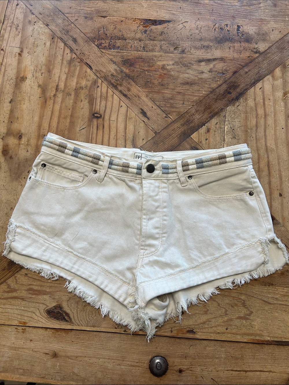 Free People Cream Frayed Hem Denim Shorts with Striped high waisted sz 27